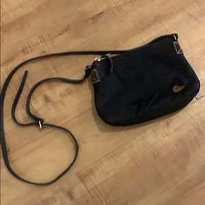 Black small DOONEY & BOURKE Purse crossbody SO VERSATILE!!